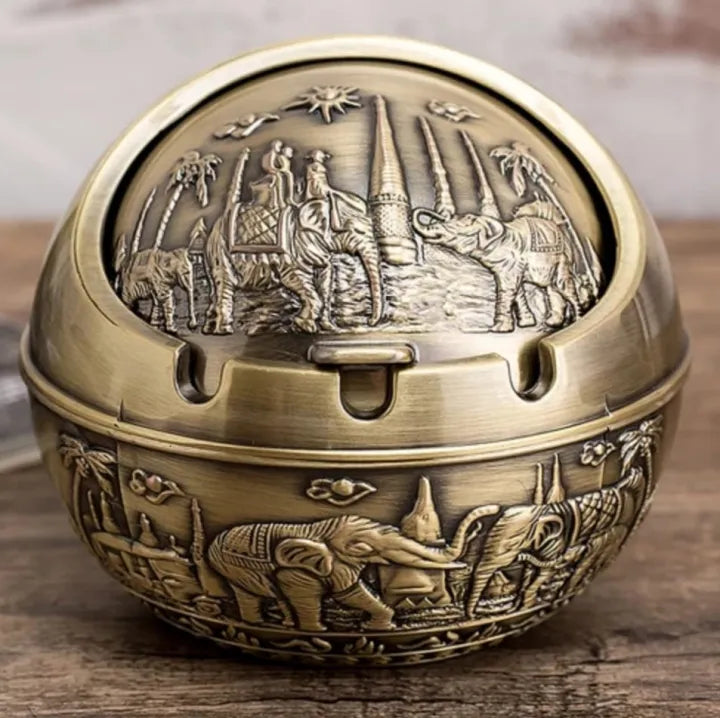 Retro Antique Cigrattes Ashtray